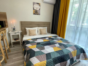 Uyutnaya Studiya s Beskontaktnym Zaseleniem Flat