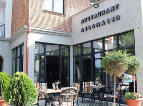 Отель Metekhi Line