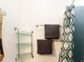 Апартаменты 1-к квартира (24) на Никитинской 108