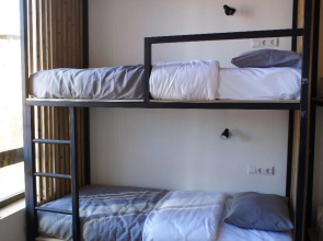 Хостел Khosta Hostel