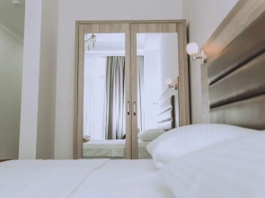 Отель Royal Medis