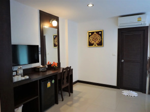 Отель Patong Mansion