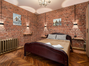 Апартаменты SREDNYAYA PODYACHESKAYA 6 APARTMENTS Просторные трехкомнатные апартаменты Park Lane Inn для 3-х взрослых