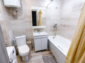 Квартира Тополиная 82