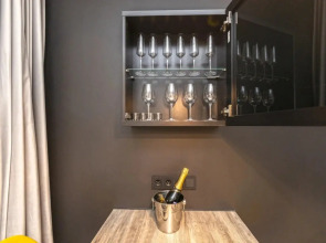 Апартаменты Улучшенные с Балконом Elite Apartments