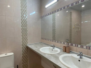 Апартаменты Central Inn