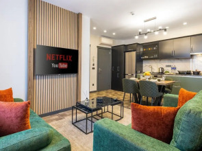 Отель BayMari Suites City Life