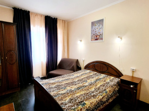 V Tsente Vityazevo Flat