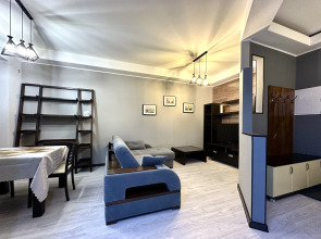 Квартира 2-комнатная Cтудия Yarapartments на Первомайской 19