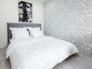 Апартаменты Ladgorna на Обойной 4/2