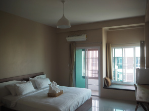 Habitat Hotel