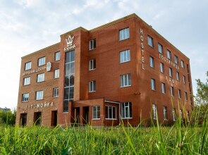 Отель Корона