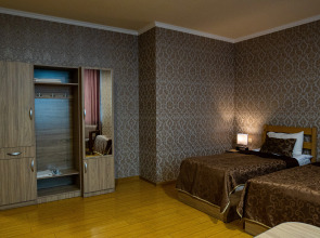 Отель Inga Yerevan