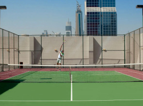 Carlton Downtown Hotel