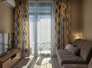 Uyutnaya Studiya S Balkonom Flat