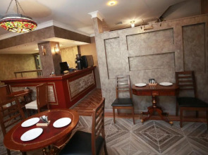 Отель West Inn Baku