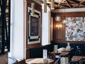 Апартаменты №4 у Тюменского областного суда