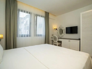 Апарт-отель Channel Suites