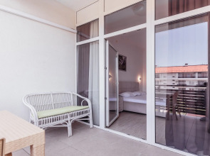 Апартаменты Imeretinskiy on Parusnaya 19