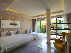 Курортный отель Dinso Resort & Villas Phuket, Vignette Collection by IHG