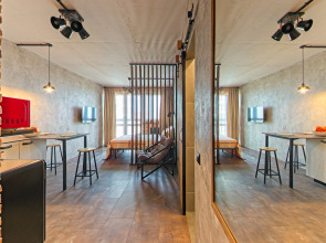 Апртаменты AtHome Apartments Bratskaya