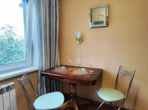 1-Komnatnaya 34 M²  2 Krovati Flat