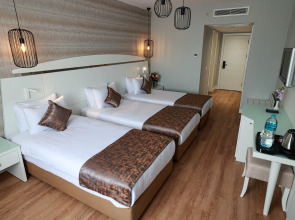 Nova Plaza Orion Hotel