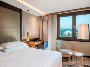 Sheraton Grand Tbilisi Metechi Palace Hotel