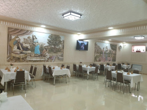 Отель Шарк Плаза