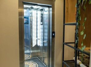 Отель Linda Port Hotel