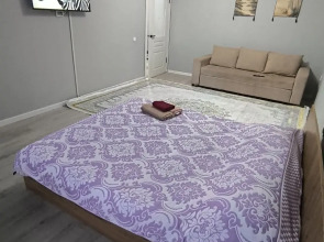 Na 11 Etazhe S Vidom Na Gorod Flat