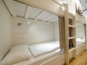 Хостел Изба