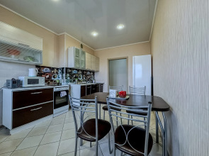 Квартира Green FOX двухкомнатная очень просторная