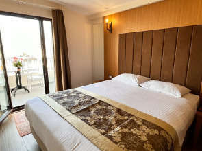 Отель Aren Suites