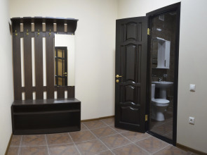 Отель Корона