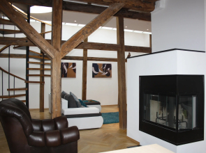 Deluxe Old Town 3BR Home Apartments