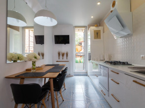 Двухкомнатная квартира Арт в Светлогорске  2  в 750 м от моря