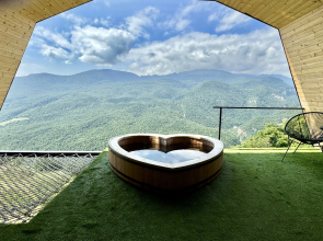 Hotel Lost In Sky