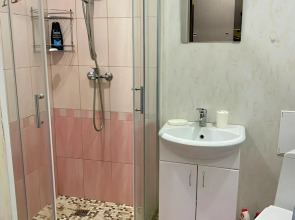 Квартира Двухкомнатная Химиков 15