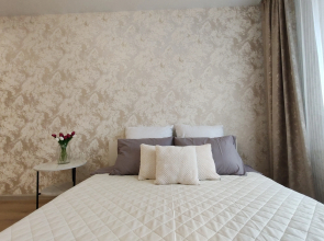 Teplaya I Svetlaya V Zhivopisnom Novom Rayone Samary Flat