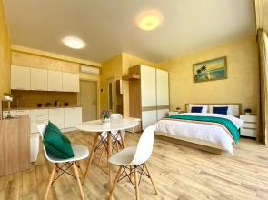 Квартира Сапфир с бассейном и видом на лес