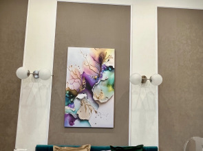 Апартаменты Центр, Апартаменты с камином и огромной ванной