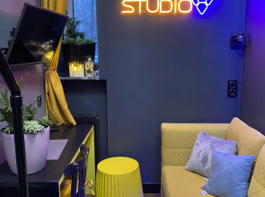 Апартаменты StudioV Batman