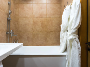 Апартаменты  на 18 Этаже Hugge Place