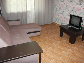 Na Alekseeva 23 Apartments