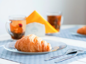 Апартаменты Семейный Уют Yellow Book Возле ЖД Вокзала