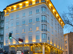 Отель Bulvar Palas Old City