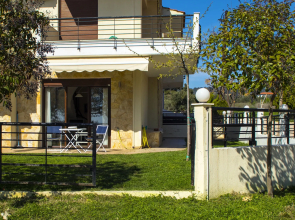 Guedin Sea Side Nikiti Apartments