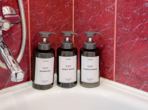 Апартаменты для Вас на Комиссарова