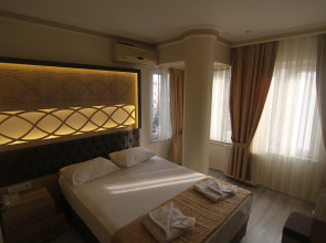 Отель Grand Liza